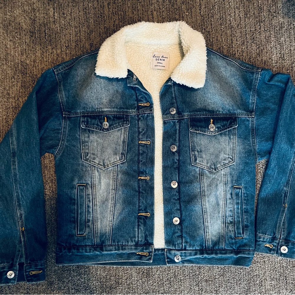 Love Tree Denim jacket Size Small